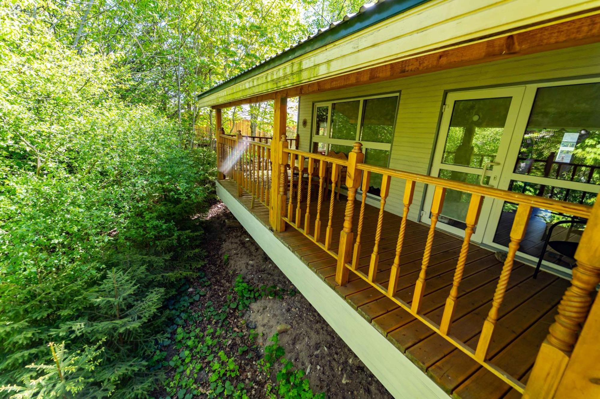 Imantas Nams Hotel Jurkalne Exterior photo