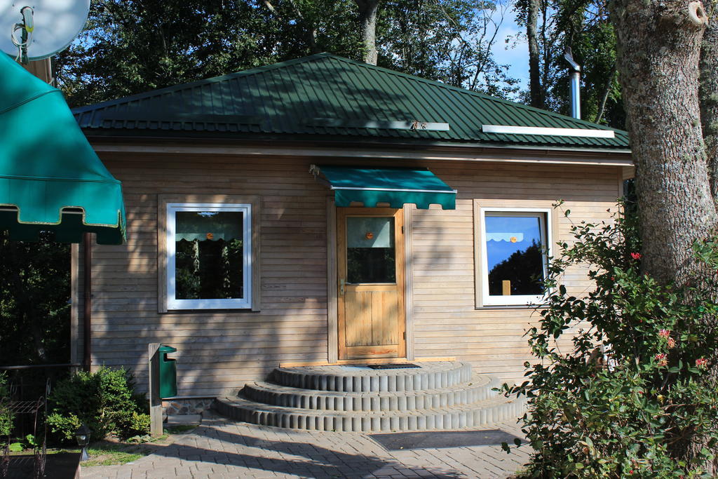 Imantas Nams Hotel Jurkalne Exterior photo