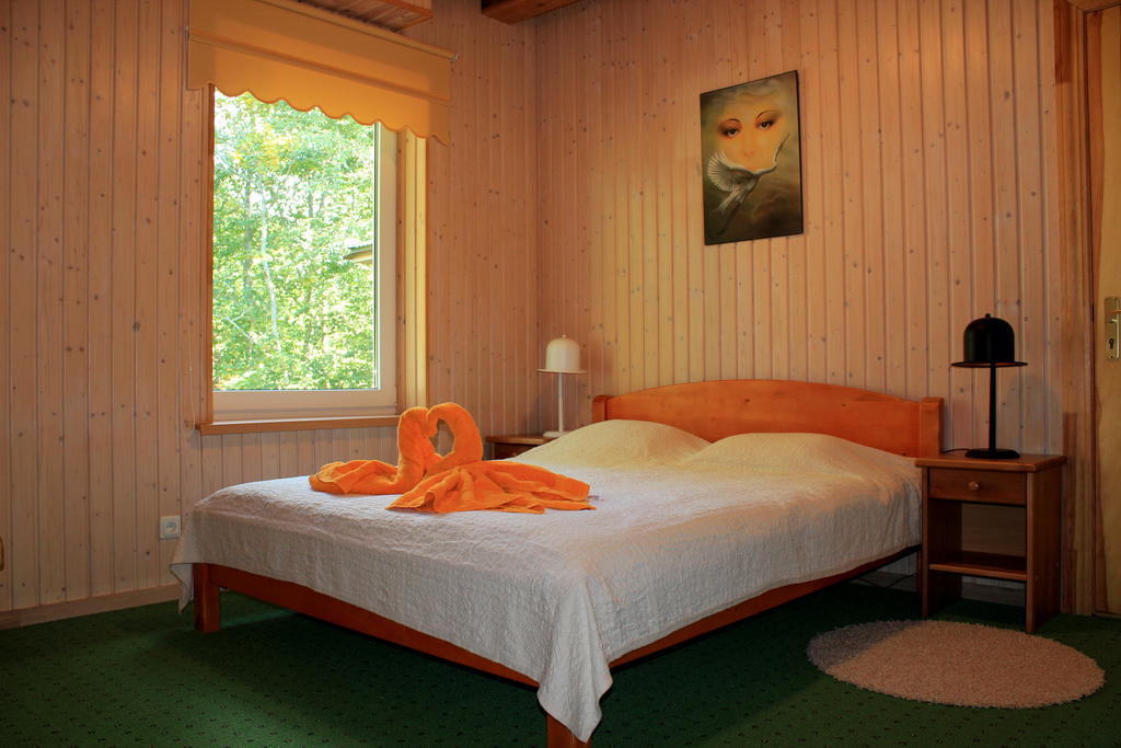 Imantas Nams Hotel Jurkalne Room photo