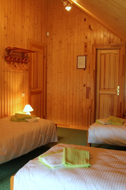 Imantas Nams Hotel Jurkalne Room photo