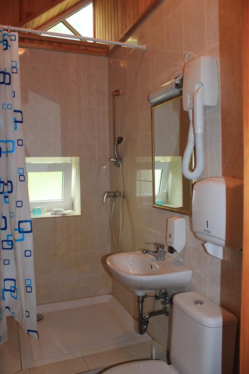 Imantas Nams Hotel Jurkalne Room photo